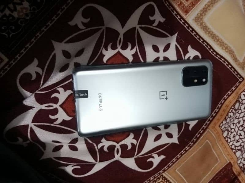 one plus 8t 2