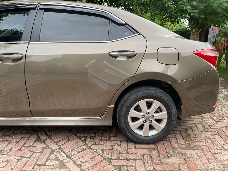 Toyota Altis Grande 2015 18