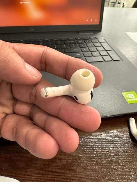 Original Airpods Pro 6