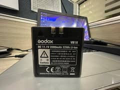 Godox V860 VII battry for sale 100% working 10++ coundation