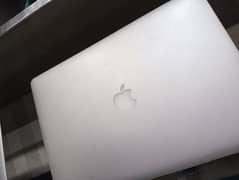 99 cycle apple MacBook Pro air excellent