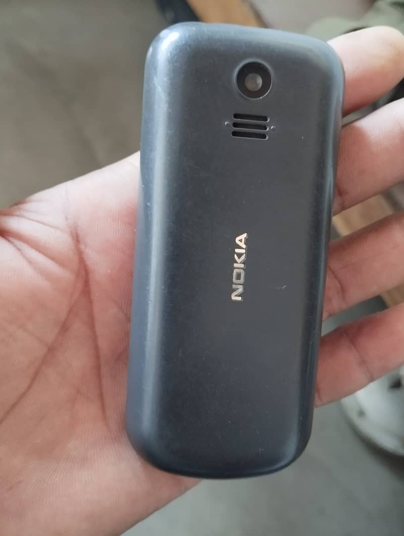 Nokia original 130 mad in Vietnam charger daba saath 0