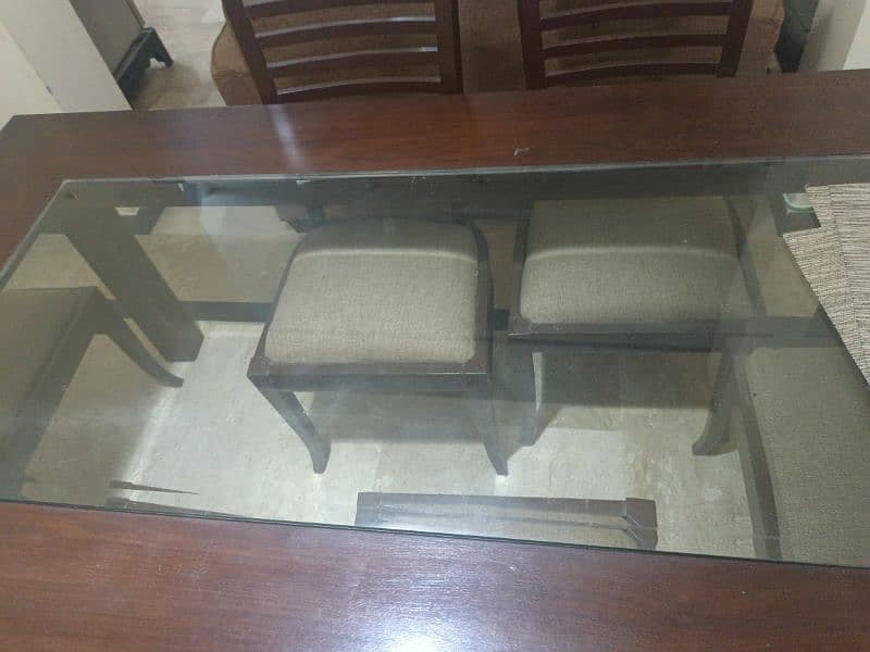 Dining table/6 seater dining table/wooden table/furniture/gllass top 1