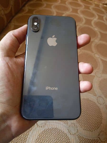 iPhone Xs (Non-PTA) 1