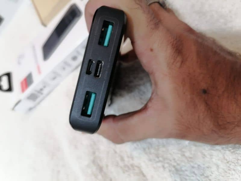 original joyroom power bank fast charging 1