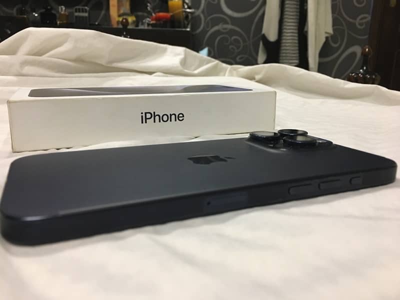 iphone 15pro max 256gb blue titanium PTA Approved 0