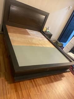 Queen Size Bed Used