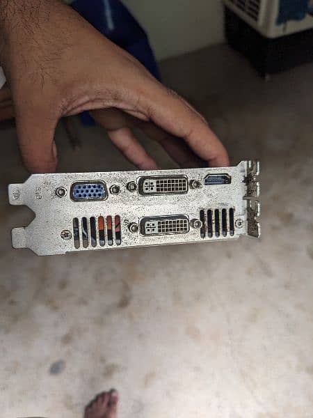 Nvidia GTX 560ti 2gb DDR5 256 Bit 2