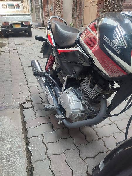 Honda CBF 125 Lush Condition 6500km driven Genuine Condition 3