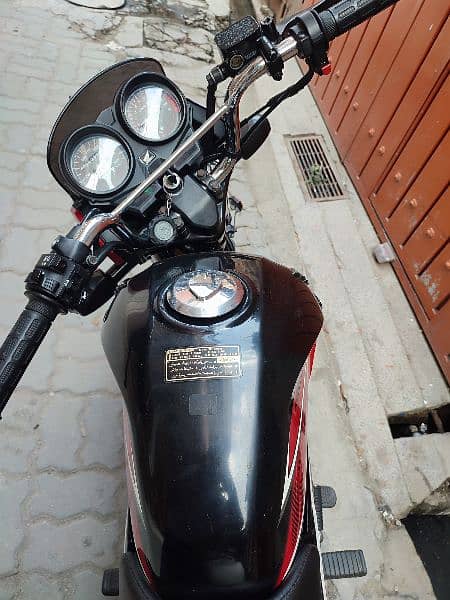 Honda CBF 125 Lush Condition 6500km driven Genuine Condition 4