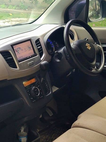 Suzuki Wagon R 2014 3