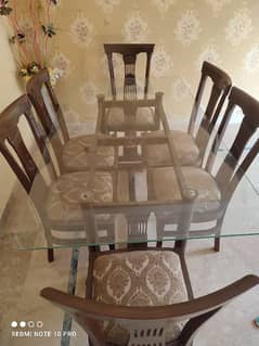 Dining table / 6 seater dining table / Wooden dining table