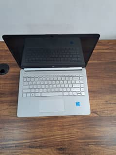 Hp i3 11 generation 8 gb ram 500 SSD hard drive