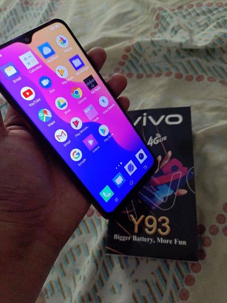 Vivo Y93full box all accessories 6/128 4