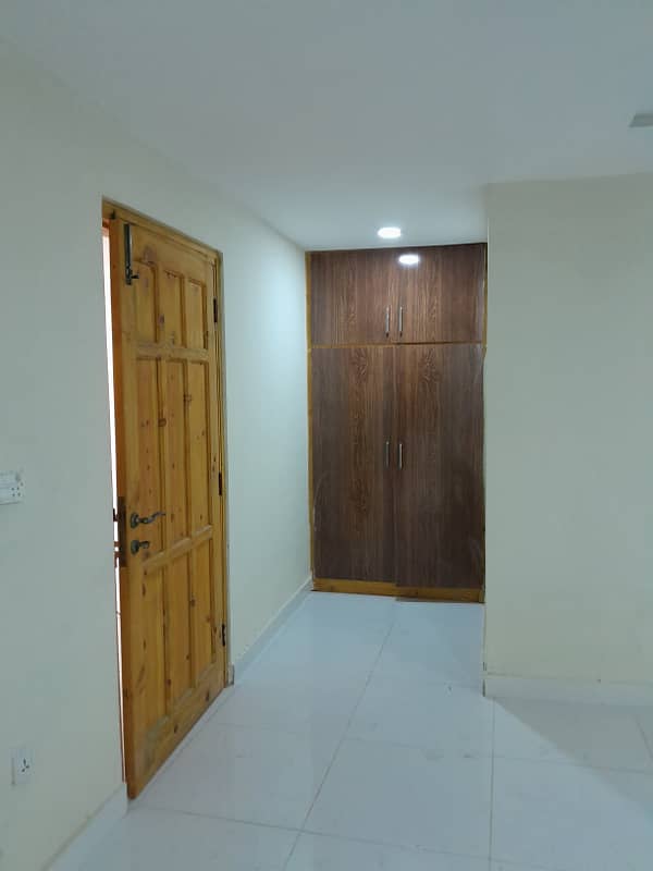 3 Bed Appartment Available for Rent in E-11 14