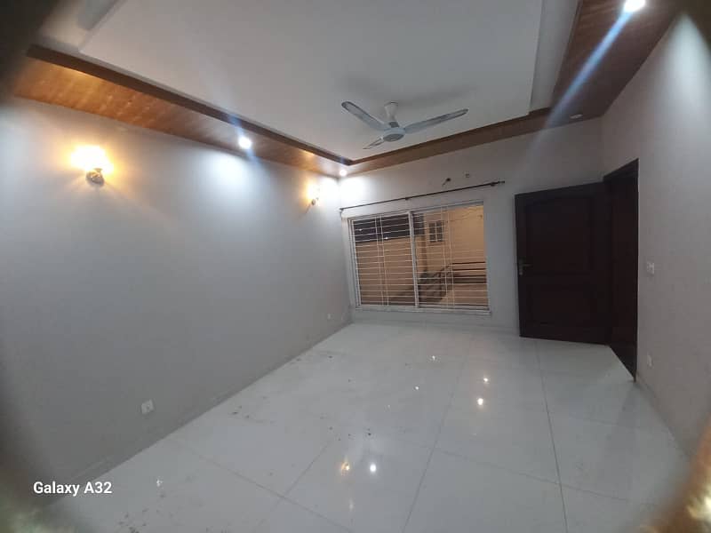 ONE KANAL UPPER PORTION AVAILABLE FOR RENT IN VALENCIA TOWN LAHORE 7