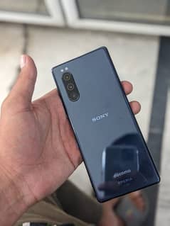 Sony Xperia 5 mark 1 NON PTA 9/10good condition 6/64gb