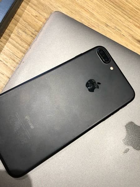 Iphone 7plus 128gb PTA Approved 3