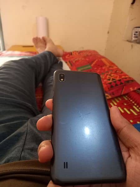 samsung galaxy a10 black 3