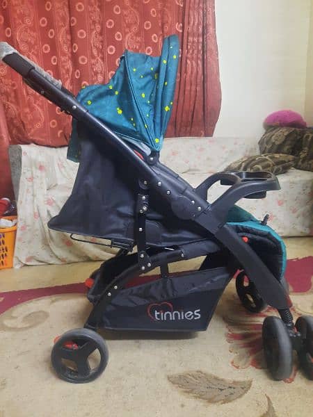 tinnies baby stoller/pram/push walker 1