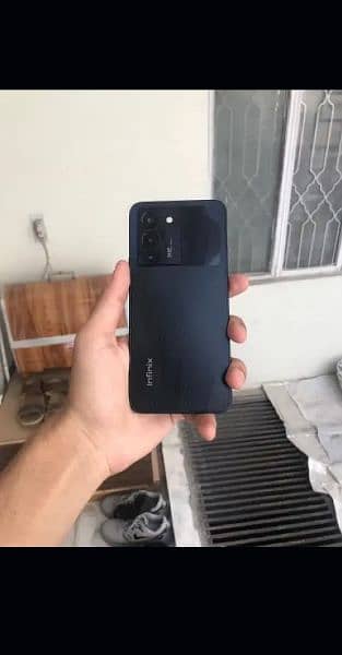 Infinix note 12 helio g96 8+3gb/128memory 10/10 condition 0