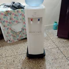 Pel Water Dispenser