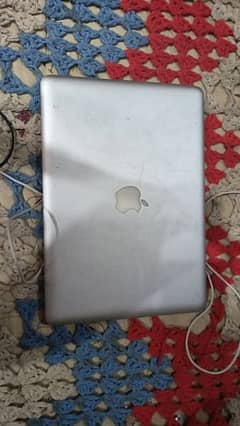 MacBook pro 2011