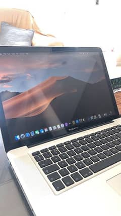 MacBook Pro mid 2012 (15 inch) with Apple charger