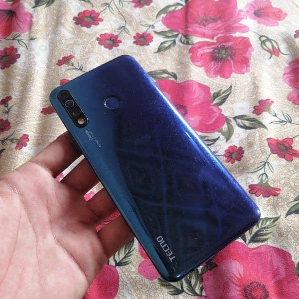 Tecno camon 12 air 0