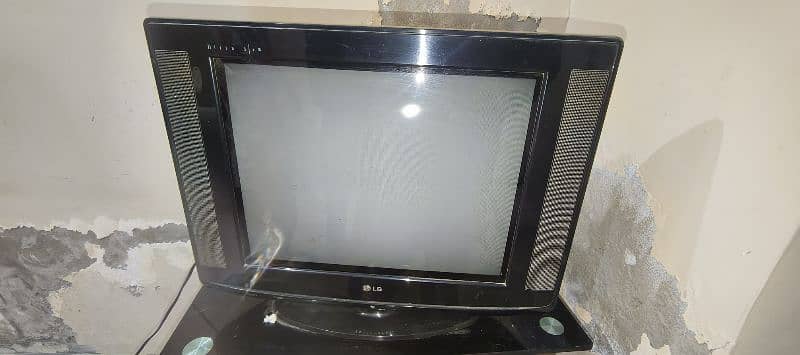 LG TV Flatron 1