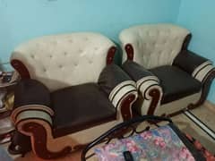 5 seater sofa set good looking