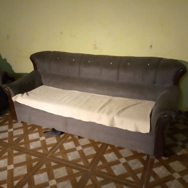 5 Seater Sofa Set ( used ) 2