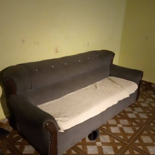 5 Seater Sofa Set ( used ) 3