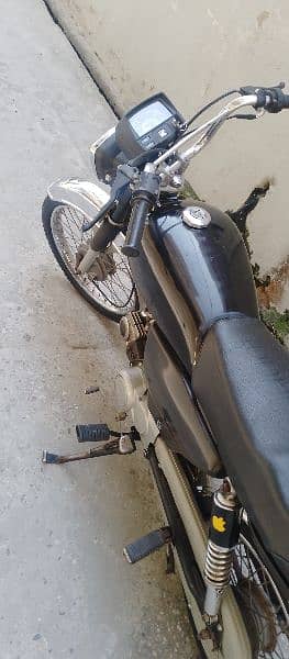 Treet bike ha Jo Kuch ha yhe ha Injen body me koe Kim nii ha 5