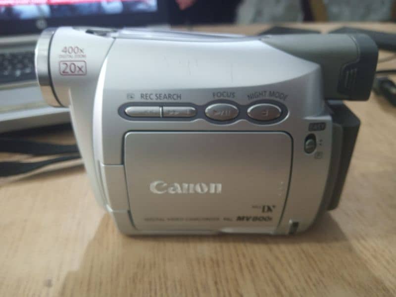 CANON MV800I DV  CAM NEW FRESH CONDITION 1