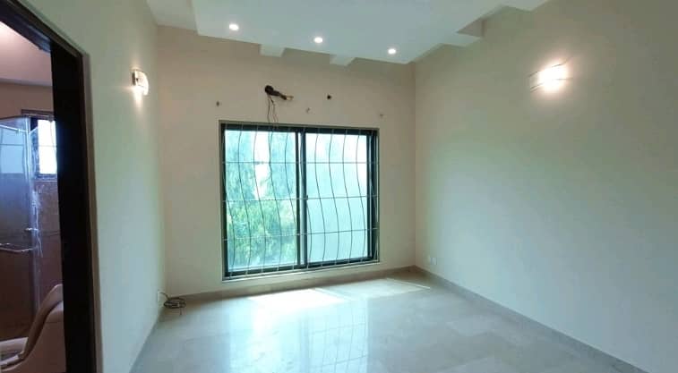 A good opportunity for Rent in Allama Iqbal Town 1