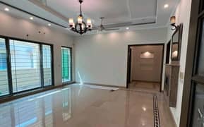 1 Kanal Full House In DHA Phase 4, GG Block Is Vacant For Rent