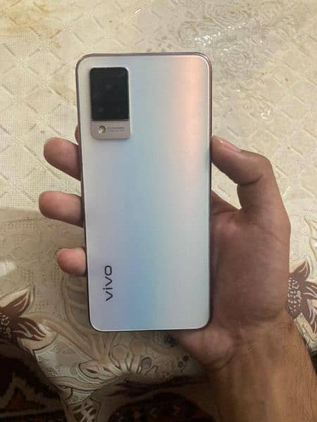 Vivo v21 3