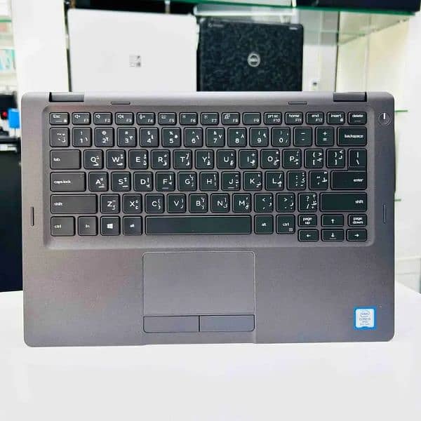 Core i5 8th Touch x360 Dell Latitude 5300 2-in-1 3