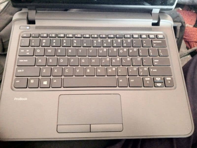 HP ProBook 11 G2 1