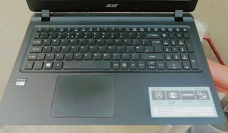 Acer Anpire ES 15 New condation 2