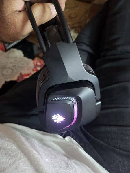 BloodyMr575 RGB Gaming wireless Headset 4