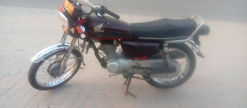 Good coundation motorcycle for sale in daulat nager 0