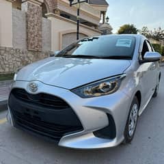 Toyota Yaris  x  2020 hatchback