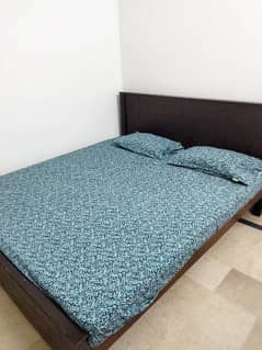 double bed full size