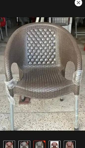 Plastic chairs / dining chairs / plastic chairs /chair on 30% discoun 1