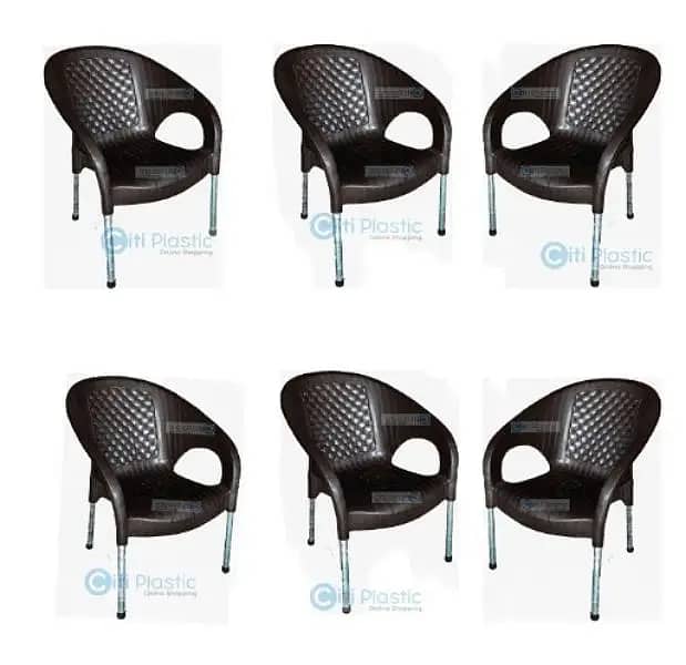 Plastic chairs / dining chairs / plastic chairs /chair on 30% discoun 10