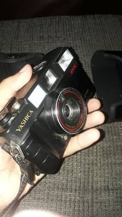 Yashica MF2