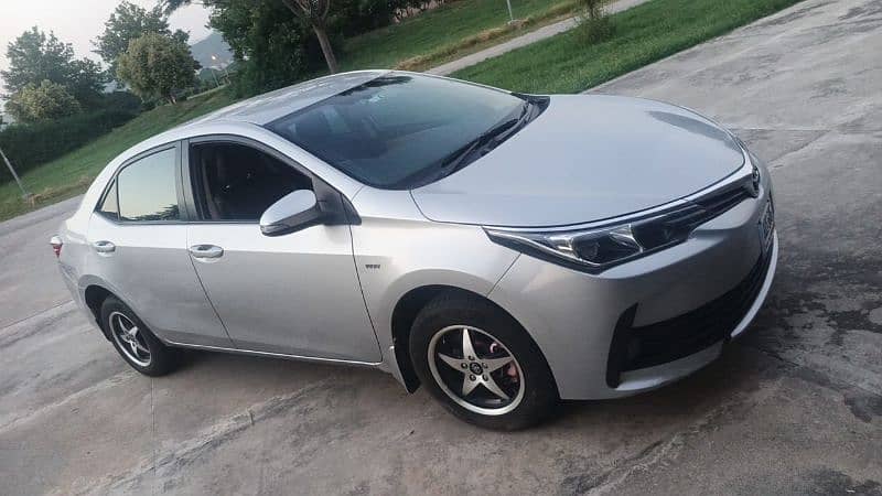 Toyota Corolla GLI 2020 neat and clean 1