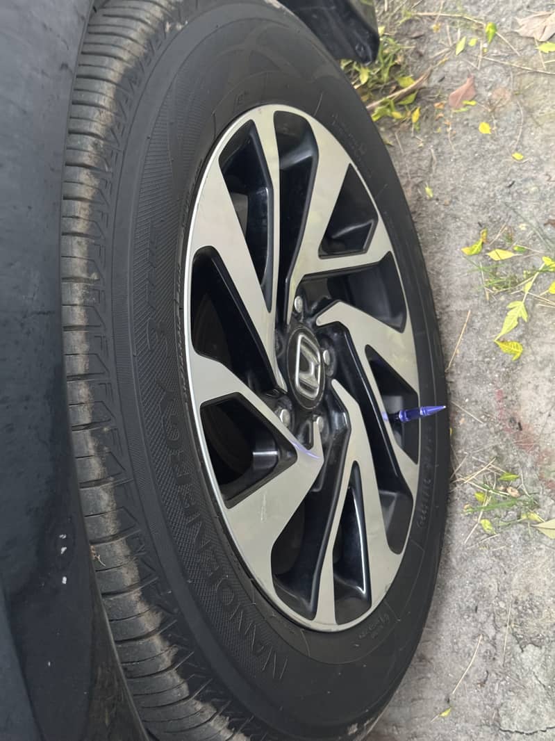 Honda civic genuine alloy rims 0